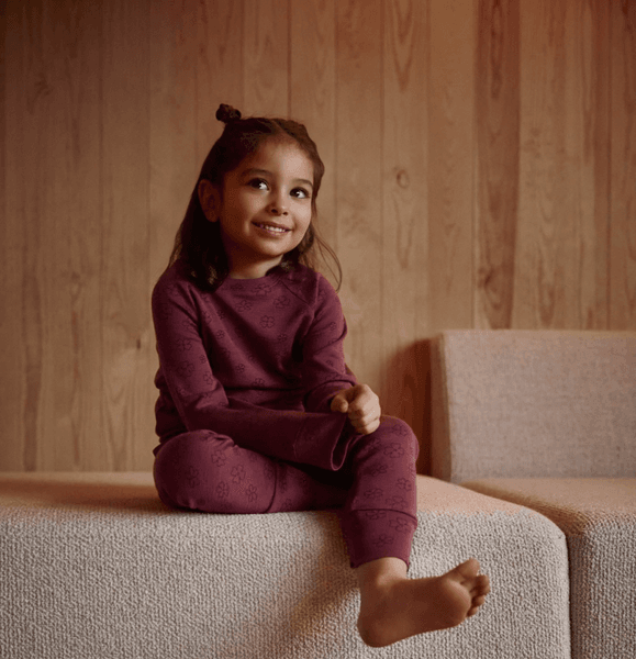 Gullkorn design, Idde ullsett varm rosa